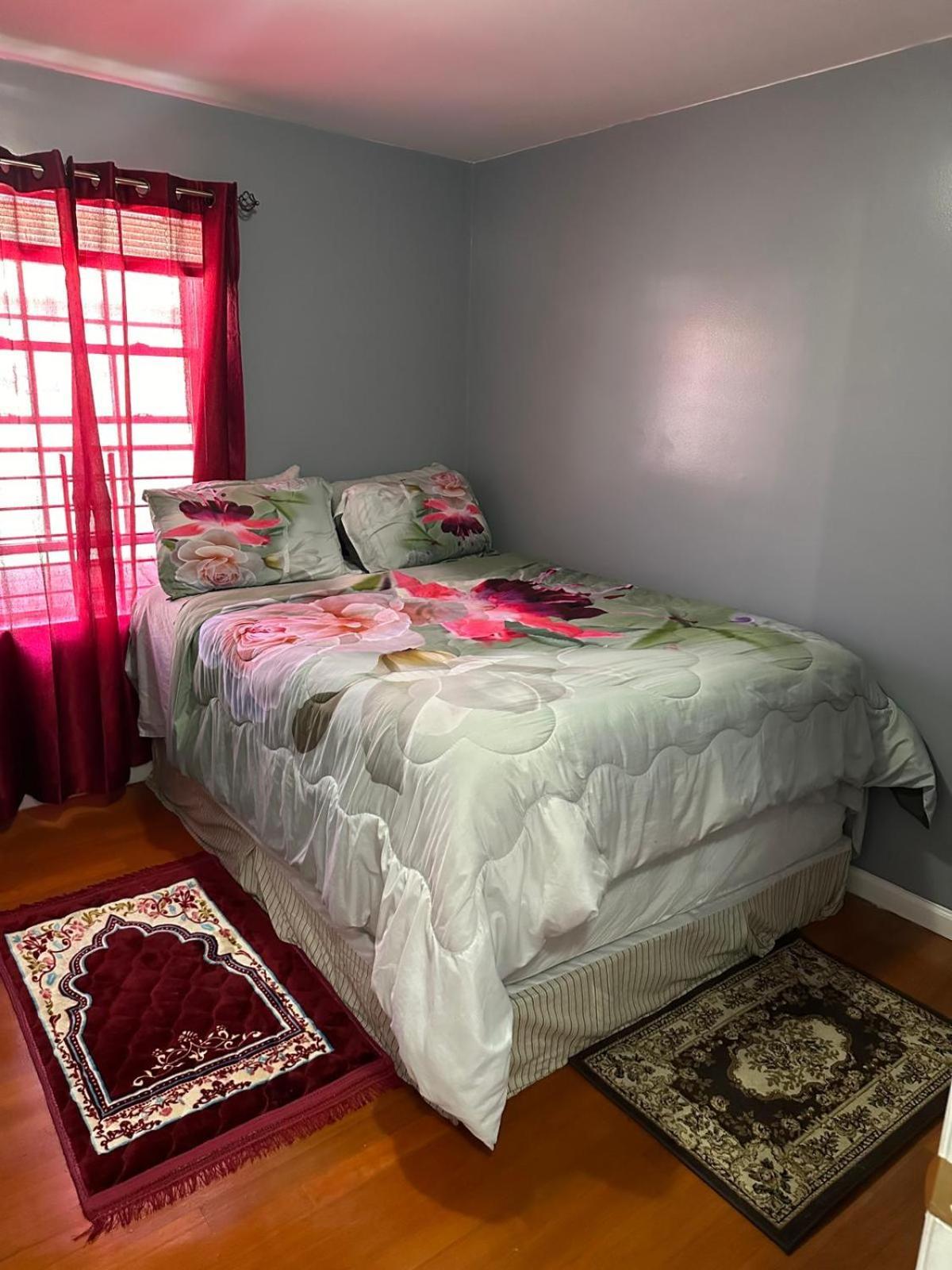 Divine Villa Guest House 65 Sherman 6Mins To Airport And 4Mins To Penn Station Newark Dış mekan fotoğraf